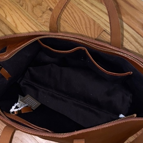 Brand new Madewell Zip-Top Transport Carryall Tote - Picture 6 of 6